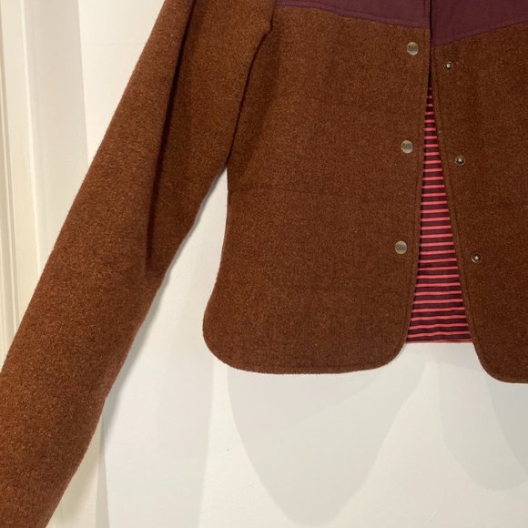 Carve Designs Brown and Purple Paneled Jacket - Picture 5 of 6